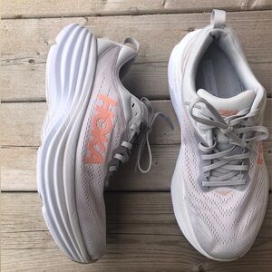 Women's 11 WIDE Hoka One One Bondi 8 Running Shoes Runners Comfort Grey Peach